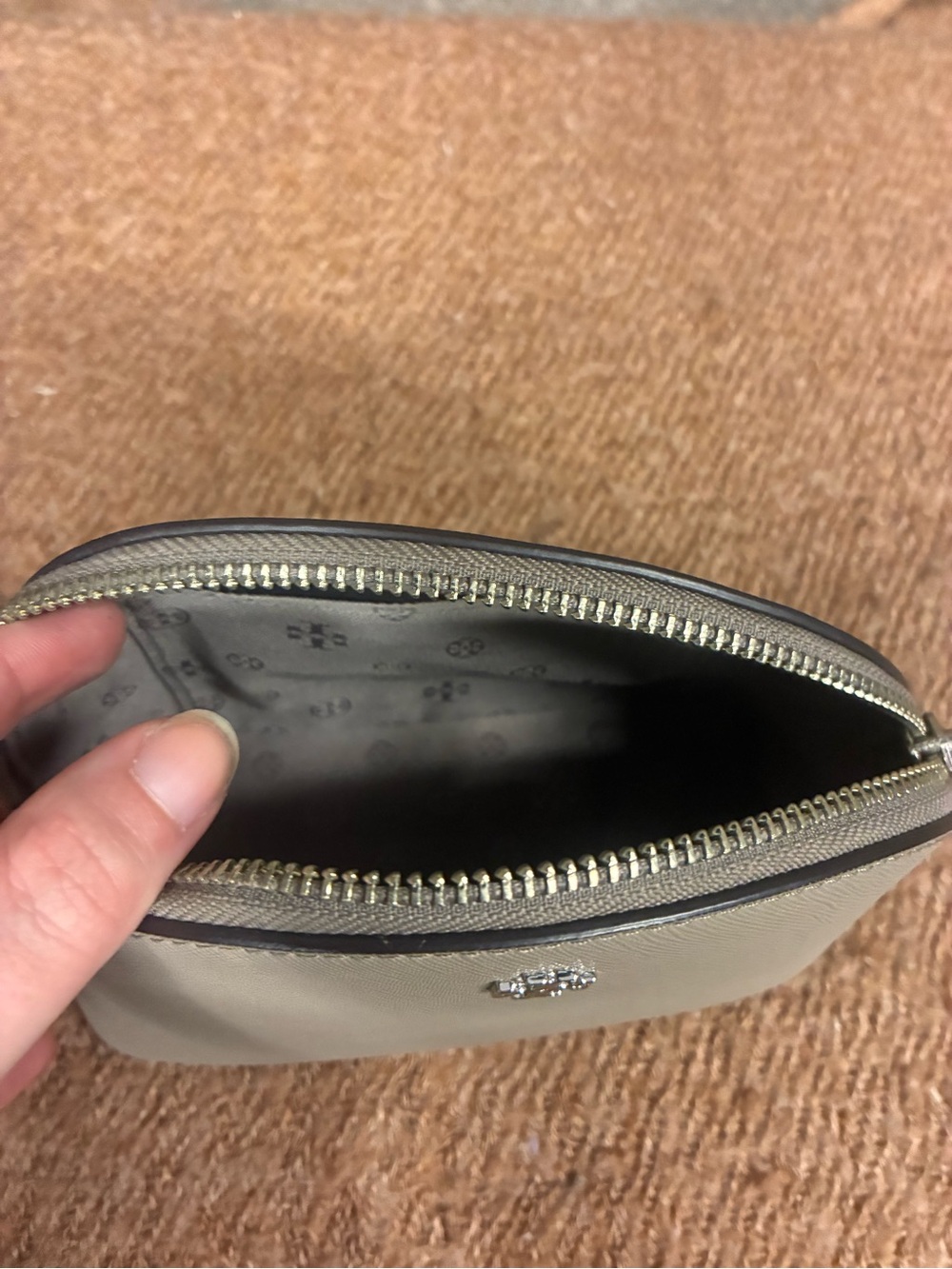 Tory Burch French Grey Small  Saffiano Dome Cosmetic Pouch with Gold Logo - Picture 3 of 3